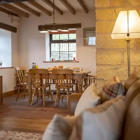 Threpnybit Holiday home *